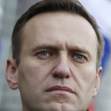 Déjà emprisonné, l'opposant Alexei Navalny risque 20 années de prison supplémentaires, à la suite du réquisitoire d'un procureur russe.
